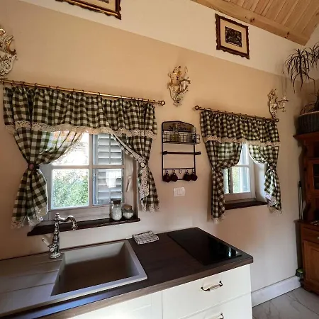 Edenski Vrt Vikendica Ivancna Gorica