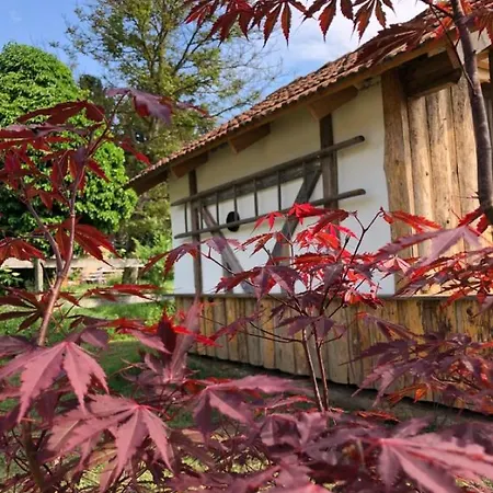 Edenski Vrt Holiday home *