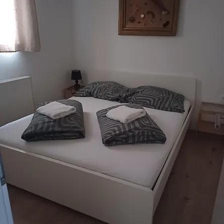 Edenski Vrt Vikendica *