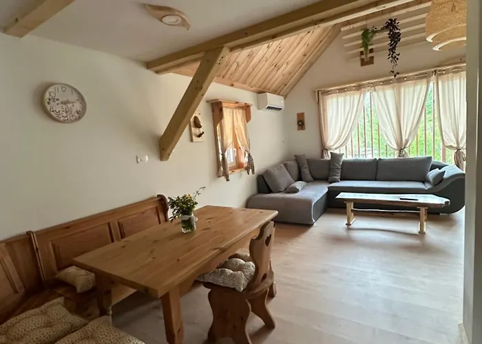 Edenski Vrt Tatil Evi Ivancna Gorica